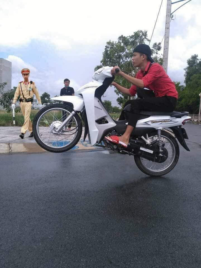 Muốn bốc đầu thật ngầu nhờ dân mạng sửa ảnh, thanh niên không dám nhìn thành quả-6