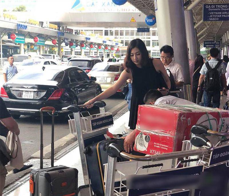 Mặt nở mũm mĩm lên trông thấy, Tú Anh, Nhã Phương vẫn quyết không khai” chuyện mang bầu-6