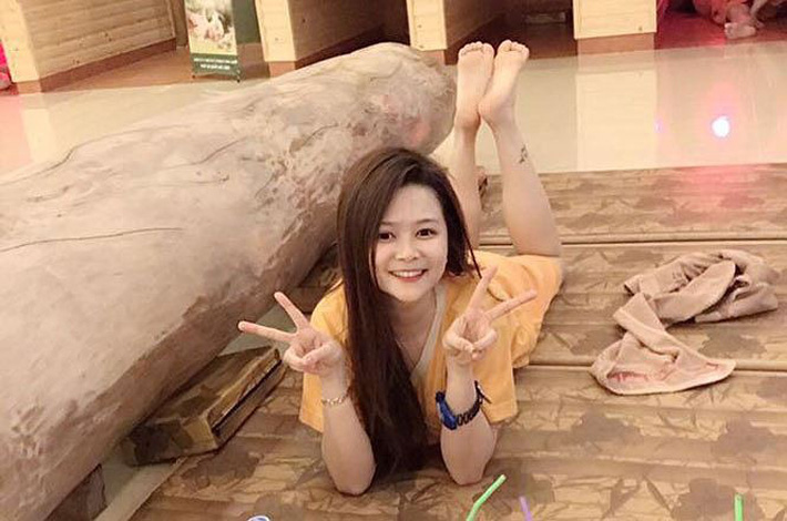 Vẻ đẹp nóng bỏng của bạn gái tuyển thủ Việt Nam Phạm Đức Huy-11