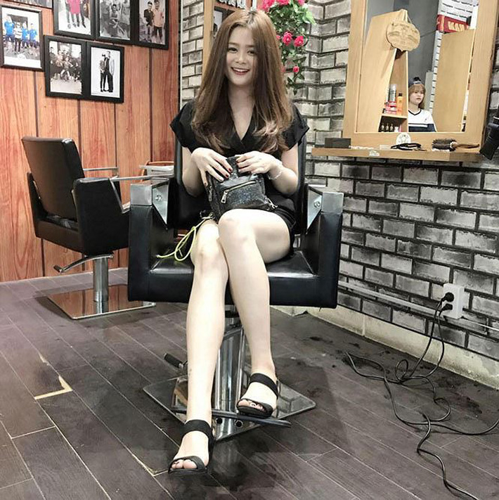 Vẻ đẹp nóng bỏng của bạn gái tuyển thủ Việt Nam Phạm Đức Huy-4