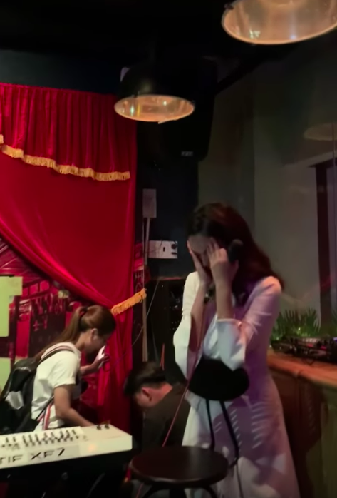 Vượt bão ly hôn, Phạm Quỳnh Anh xúc động nói: Tim chị hết đau rồi-4