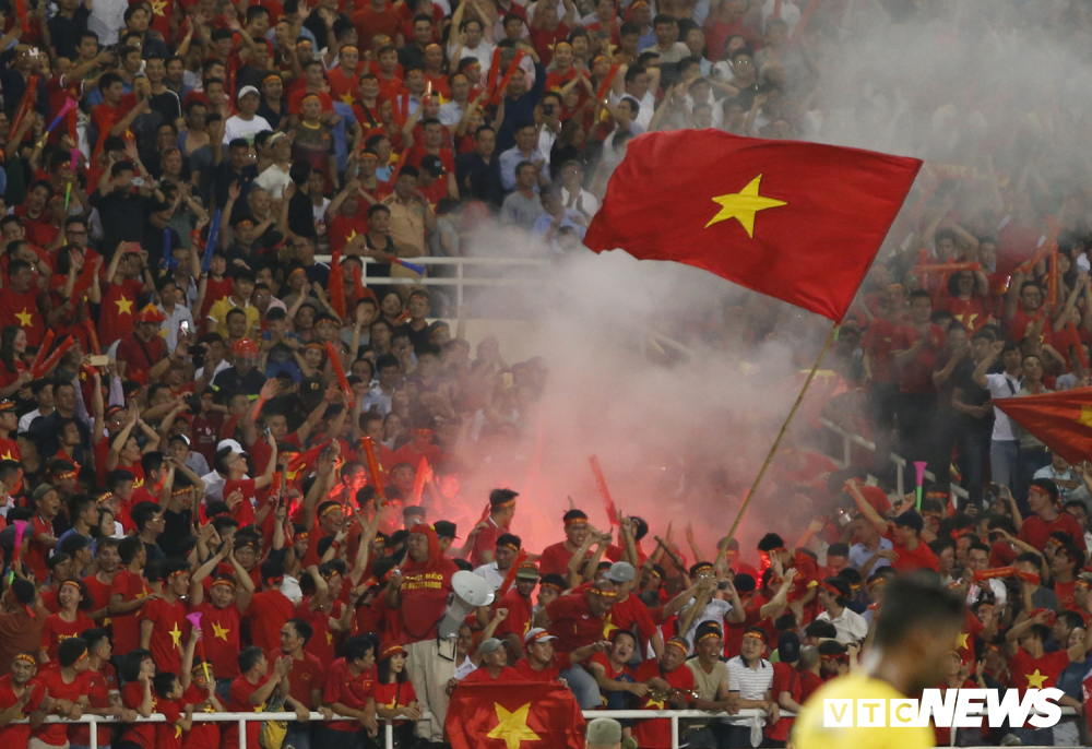 Quang Hải, Bùi Tiến Dũng: Chúng tôi không cần pháo sáng-4