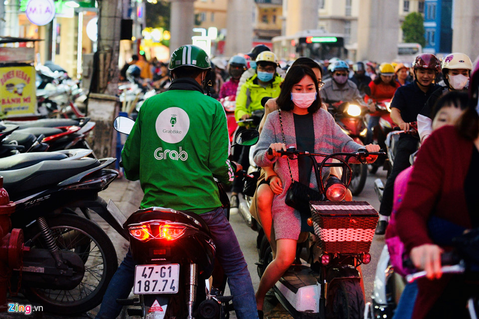 Hà Nội, Sài Gòn ùn tắc trong tối Black Friday-3