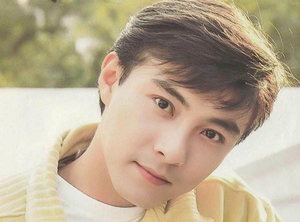 Cuộc đời nhiều bi kịch của Trương Vệ Kiện: Bị cha ruột bỏ rơi, hai con chết trong bụng mẹ-3