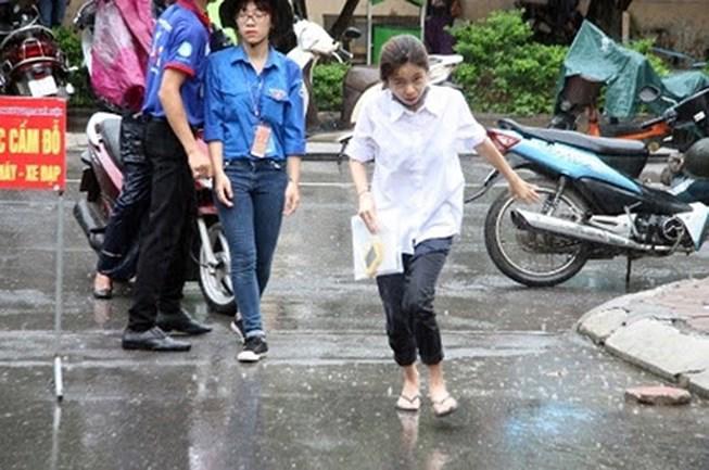 Khẩn cấp: Học sinh TP.HCM nghỉ học từ 12 giờ trưa nay-1