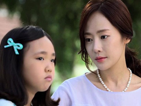 Hết lòng với con riêng của chồng, đến khi gia đình tan nát tôi mới biết nguyên nhân thực sự
