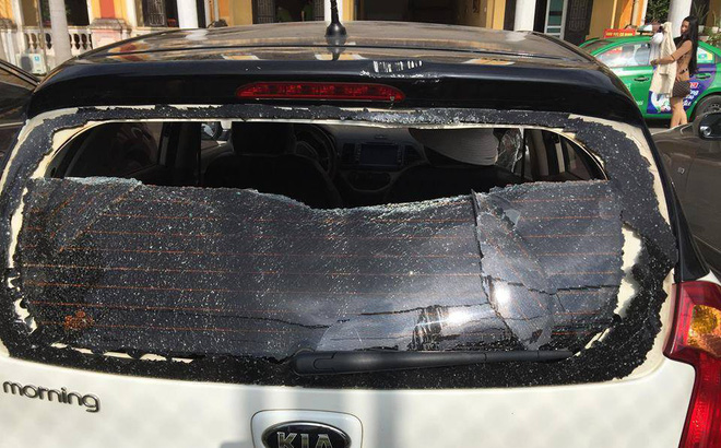 Nguyên nhân người phụ nữ bị chọc lốp xe, truy sát vào tận trụ sở Công an tỉnh Thái Bình-1