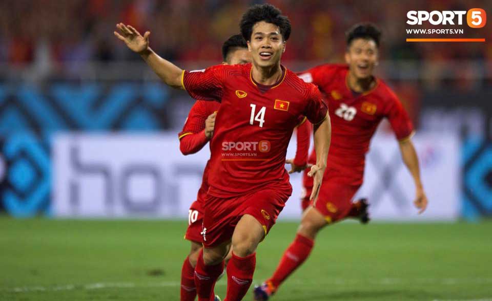 Tuyển Việt Nam vào bán kết AFF Cup với ngôi đầu bảng-20