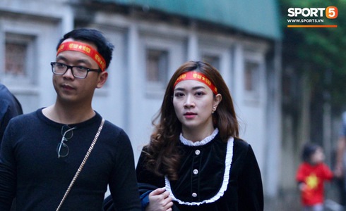 Tuyển Việt Nam vào bán kết AFF Cup với ngôi đầu bảng-47