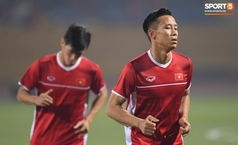 Tuyển Việt Nam vào bán kết AFF Cup với ngôi đầu bảng-78