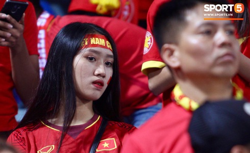 Tuyển Việt Nam vào bán kết AFF Cup với ngôi đầu bảng-54
