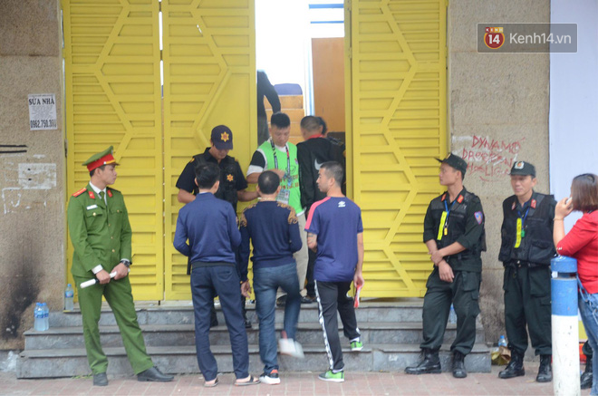 14.000 CĐV trên sân Hàng Đẫy chung vui với ĐT Việt Nam sau trận thắng Campuchia-40