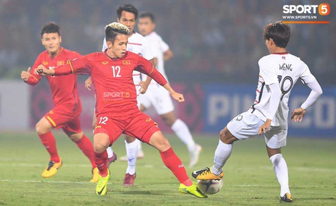 Tuyển Việt Nam vào bán kết AFF Cup với ngôi đầu bảng-11