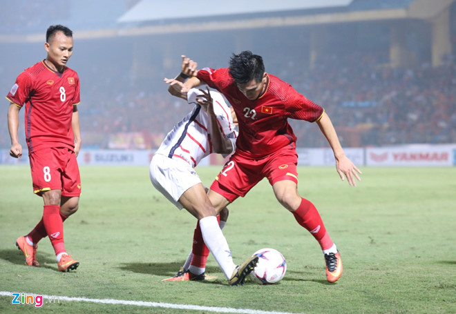 Tuyển Việt Nam vào bán kết AFF Cup với ngôi đầu bảng-5