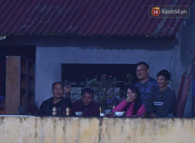 14.000 CĐV trên sân Hàng Đẫy chung vui với ĐT Việt Nam sau trận thắng Campuchia-11