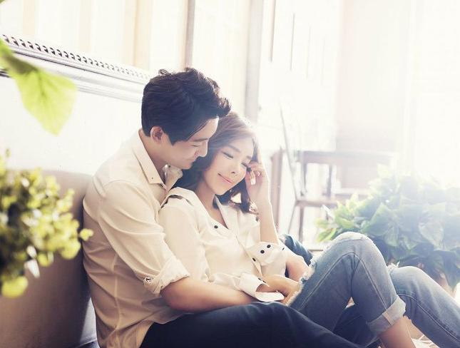 Cú điện thoại bất ngờ lúc nửa đêm khiến tôi chết lặng giữa căn phòng khách sạn-1