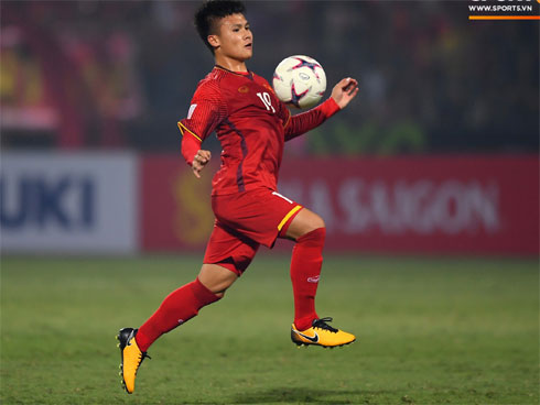 Quang Hải lọt vào cuộc bầu chọn cầu thủ hay nhất trên trang chủ AFF Cup nhưng đây là điều kỳ quặc khiến tất cả ngã ngửa-5
