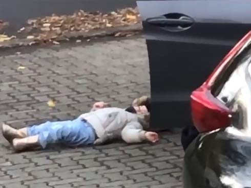 Nếu có con gái, các ông bố nên làm ngay 3 việc này để con không bị những kẻ cặn bã lừa gạt-4