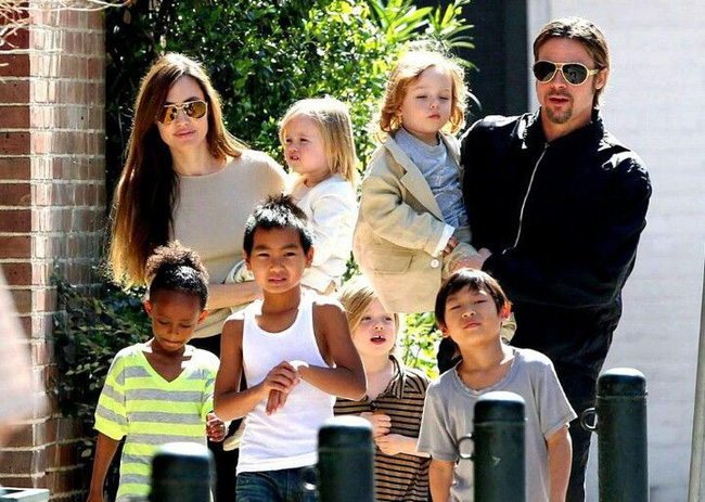 Nghịch lý các cặp vợ chồng sao: Đôi con ghẻ quốc dân được ngưỡng mộ vì quá hạnh phúc, cặp hứa hẹn đủ điều không ngừng bị đồn rạn nứt-13