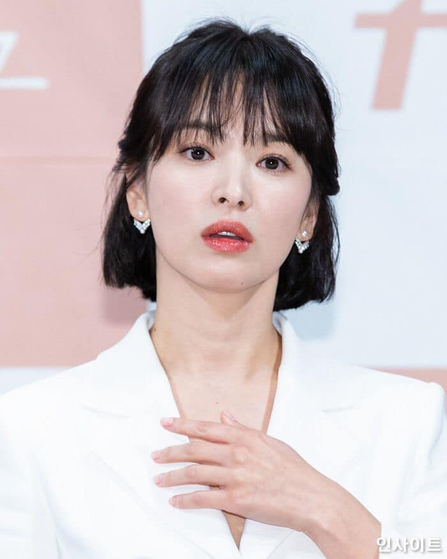 Song Hye Kyo đã U40 mà vẫn trẻ trung, nào biết cô còn nhờ vào 6 tips làm đẹp giản đơn này-1