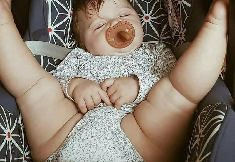 Trào lưu khoe ảnh con thân hình nhiều múi được hội bỉm sữa rầm rộ-13