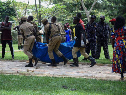 Chìm thuyền ngoài khơi Italy, 59 người di cư thiệt mạng-2