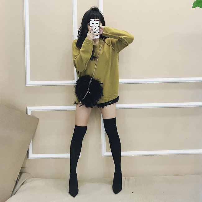 Street style tuần này: Hằng Túi huýt sáo đi đẻ được mọi người khen hết lời vì diện váy vừa đẹp lại sang-5