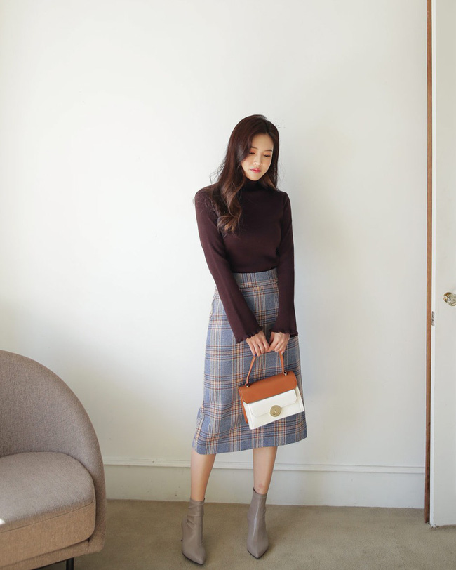 Chú ý chi tiết này khi chọn chân váy kẻ midi, phong cách của bạn sẽ được phong hạng đỉnh cao-6