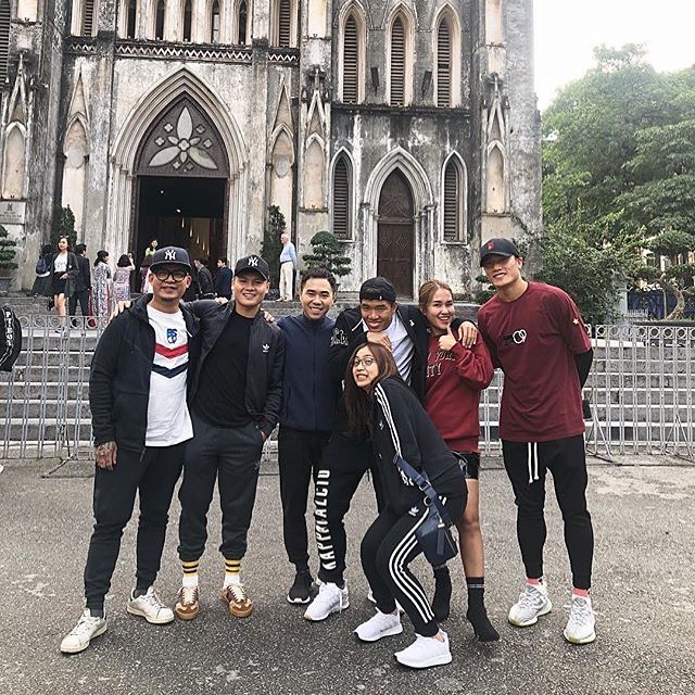 Cận cảnh dàn sao ĐTVN khoe người yêu khắp mạng xã hội-6