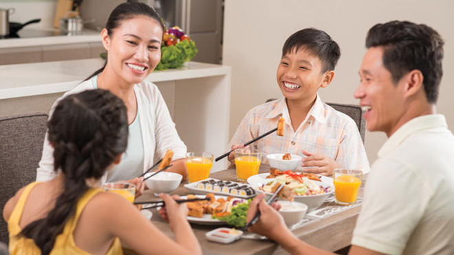 Nếu có con gái, các ông bố nên làm ngay 3 việc này để con không bị những kẻ cặn bã lừa gạt-3