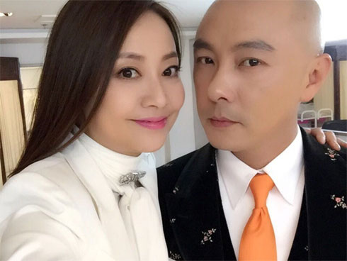 Trương Vệ Kiện và Tuyên Huyên: Tình yêu không vượt qua lòng tự trọng của đàn ông, chàng hạnh phúc bước tiếp, nàng cô đơn lẻ bóng tuổi xế chiều-9