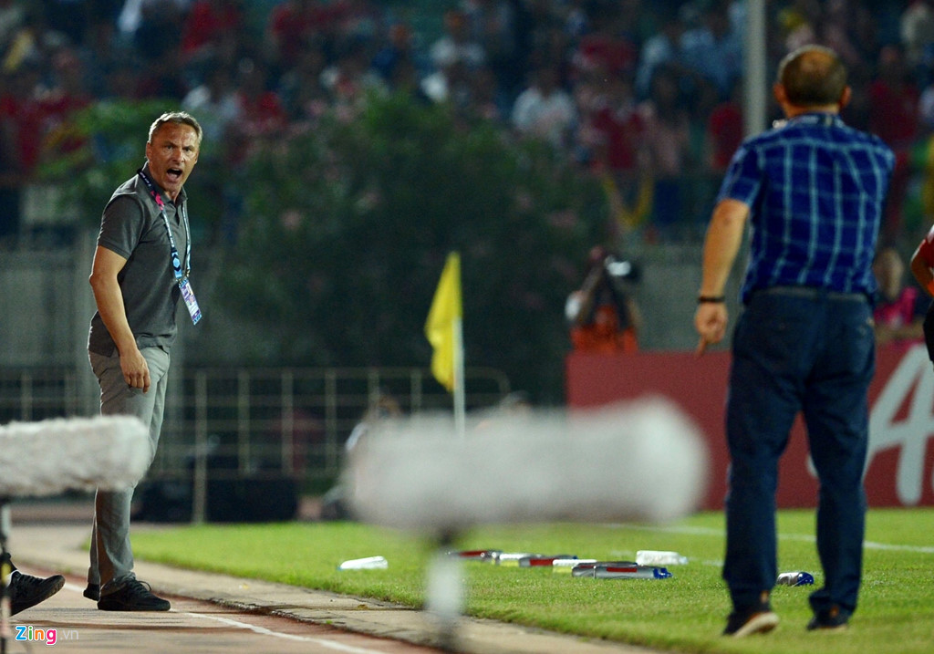 Pha việt vị của Văn Toàn lọt top 5 khoảnh khắc gây tranh cãi ở AFF Cup-2