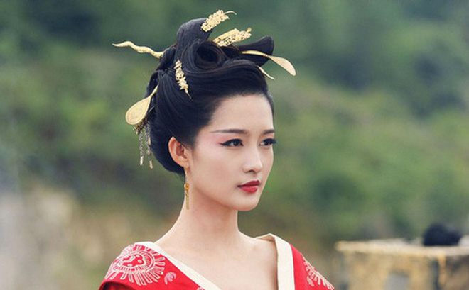 Vị hoàng hậu to gan nhất lịch sử, vì ghen tuông mà tát Hoàng đế xây xẩm mặt mày-3