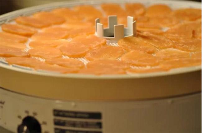Mẹo làm bánh phồng tôm tại nhà tuyệt ngon mà đơn giản chẳng ai ngờ-13