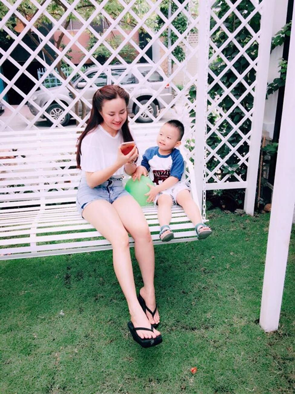 Người đẹp Phan Thiết từng đi bưng bê, rửa chén đến bà hoàng làm vợ đại gia, ở biệt thự 40 tỷ-19