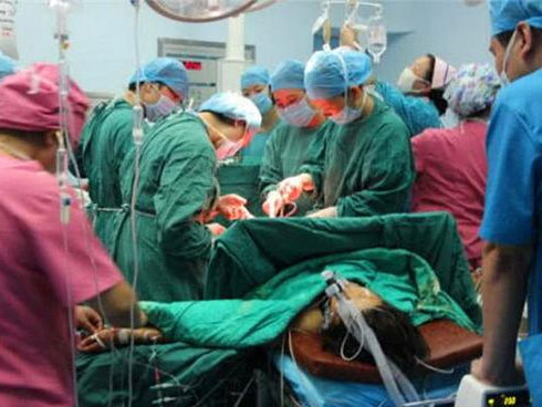 Đi khám tiền sản, chồng sững sờ khi vợ sắp cưới bầu 2 tháng dù chưa vượt rào-3