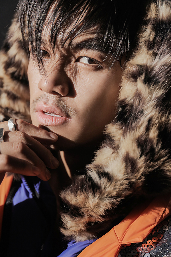 Trọng Hiếu lần đầu bán nude khoe hình thể cực chuẩn-1