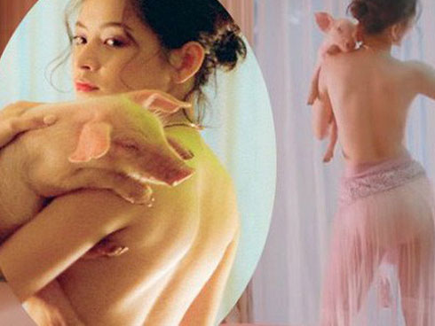 Bán nude, hành động gợi dục trong MV mới: Chi Pu vùng vẫy trong bế tắc để duy trì sức nóng?-6