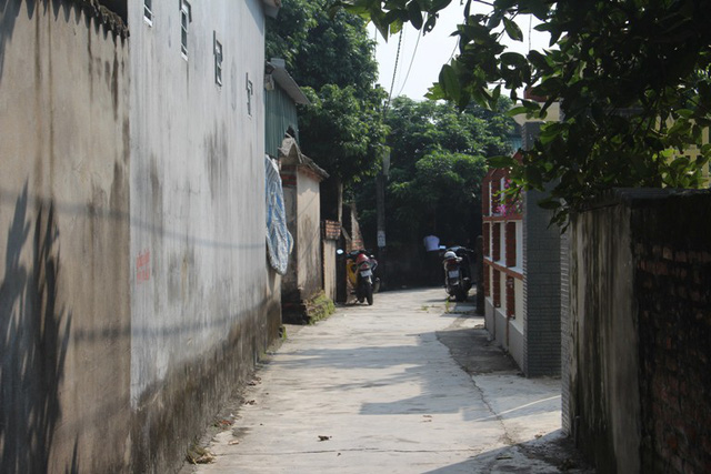 Nghẹt thở giải cứu bé gái 3 tuổi bị bắt làm con tin ở Hải Dương-1