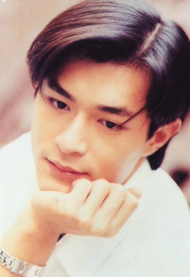 Nhan sắc Cổ Thiên Lạc ngày ấy - bây giờ: Từ mỹ nam đẹp như hoa đến người đàn ông phong trần, nam tính-2