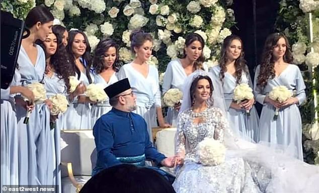 Ngắm nhan sắc kiều diễm của cựu hoa hậu Moscow 2015 - Tân Đệ nhất phu nhân Malaysia-1