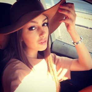 Ngắm nhan sắc kiều diễm của cựu hoa hậu Moscow 2015 - Tân Đệ nhất phu nhân Malaysia-13