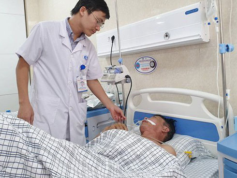 Con gái đến 7 tuổi đột nhiên ngừng lớn, 5 năm sau cha mẹ sốc khi biết nguyên nhân-3