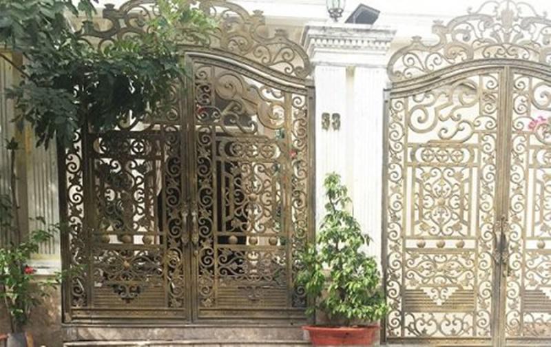 Thuê hẳn trợ lý” riêng để đếm tiền, Minh Hằng thực sự giàu có đến mức nào?-5