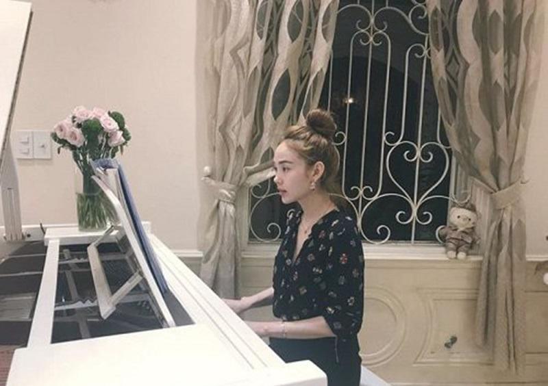 Thuê hẳn trợ lý” riêng để đếm tiền, Minh Hằng thực sự giàu có đến mức nào?-9