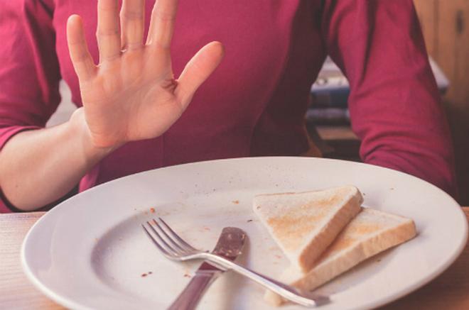 Người đàn ông bị ung thư dạ dày, BS nói nguyên nhân nằm trong 4 từ mà nhiều người mắc-2