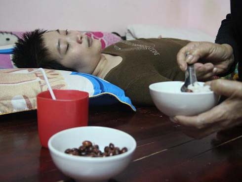 Cô gái vàng Karatedo: Em từng bảo mẹ mua thuốc ngủ để hai mẹ con cùng chết-5