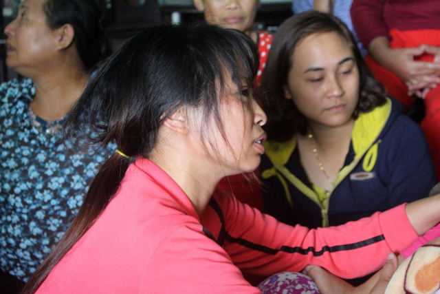 Phút hoảng sợ của mẹ bé gái bị đối tượng nghi ngáo đá” khống chế trong nhà tắm-2