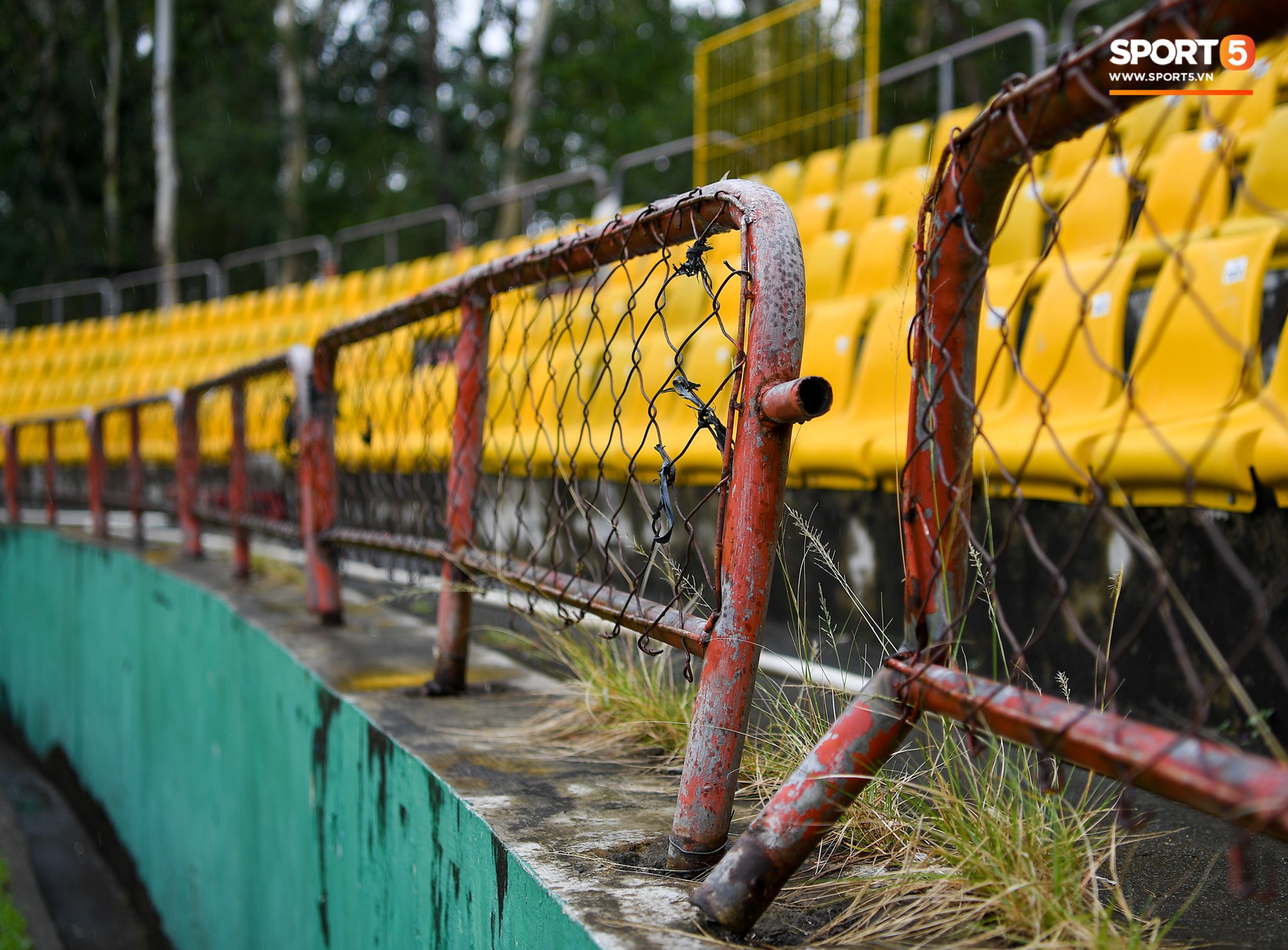Sân thi đấu trận Philippines - ĐT Việt Nam: Tệ nhất AFF Cup 2018, khiến nhiều người rùng mình-11