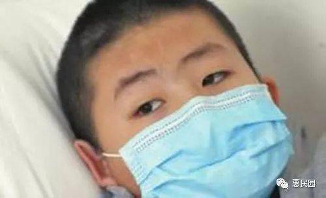 Cậu bé bị ung thư thận vì cả ngày chỉ ăn một món được khuyến cáo không ăn quá nhiều-1